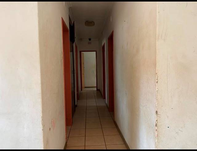 3 BEDROOM HOUSE FOR SALE IN IVY PARK